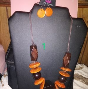 Paparazzi jewelry. Going out of bussiness sell
